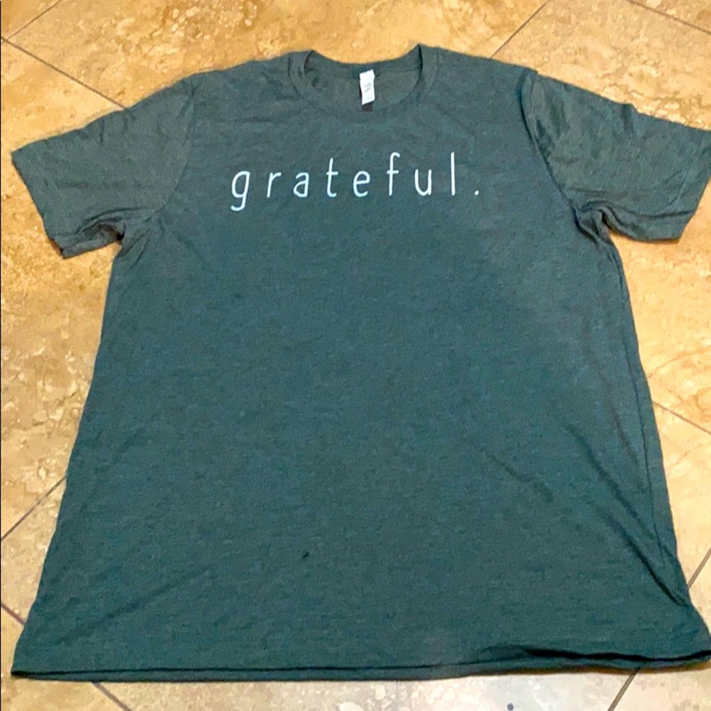 Women’s large T shirt